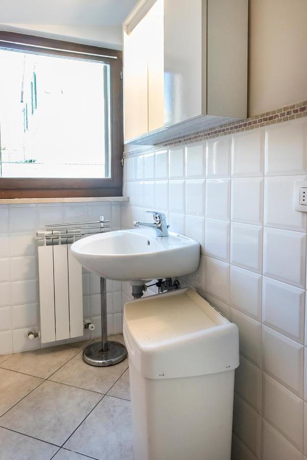 S130 - Sirolo, Deliziosa Villetta Con Terrazzo Екстер'єр фото